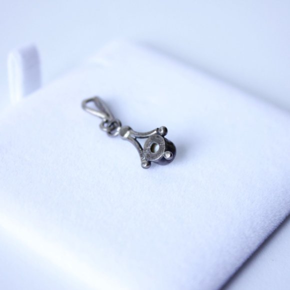 • the vtg 90s pearlescent pendant - Picture 7 of 7